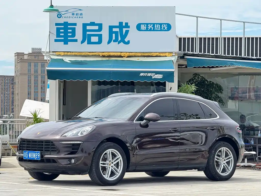 Porsche Macan
