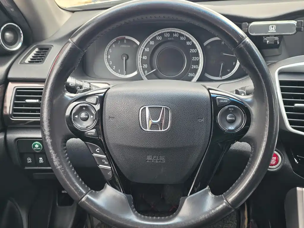 Honda Accord — миниатюра 11