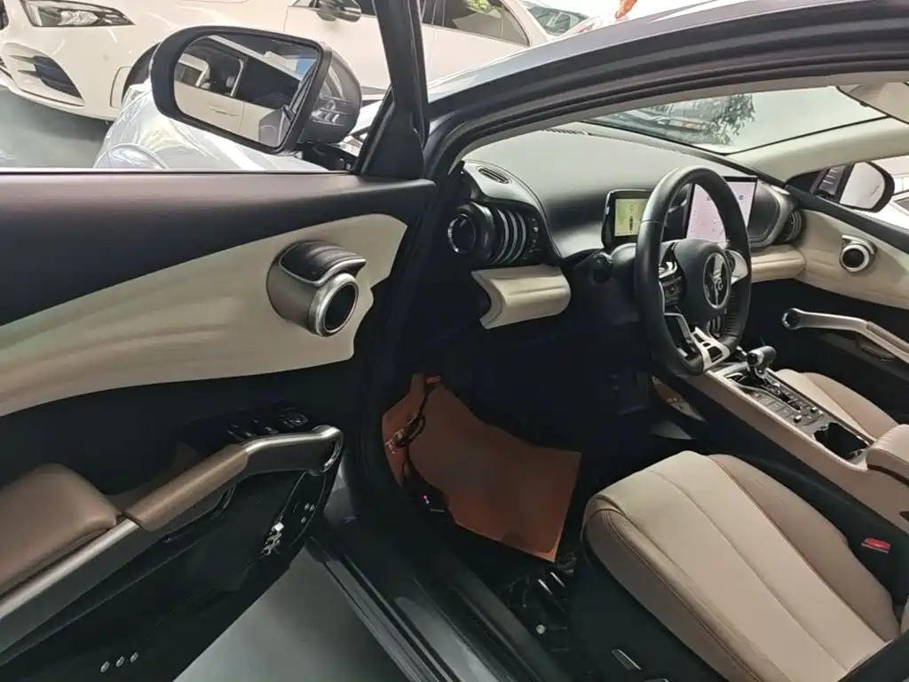 BYD Yuan Plus — миниатюра 16