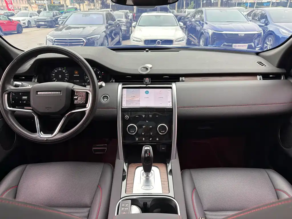Land Rover Discovery Sport — миниатюра 9