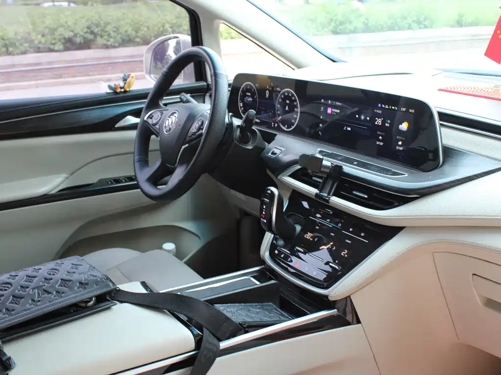 Buick GL8 2022 ES 653T Comfort