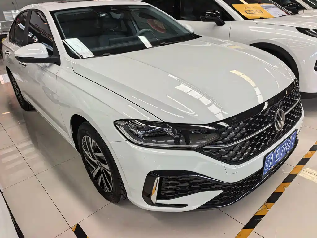 Volkswagen Lavida — миниатюра 3