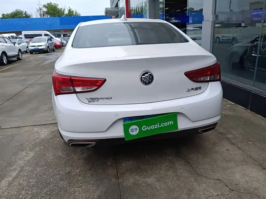 Buick Verano — миниатюра 6