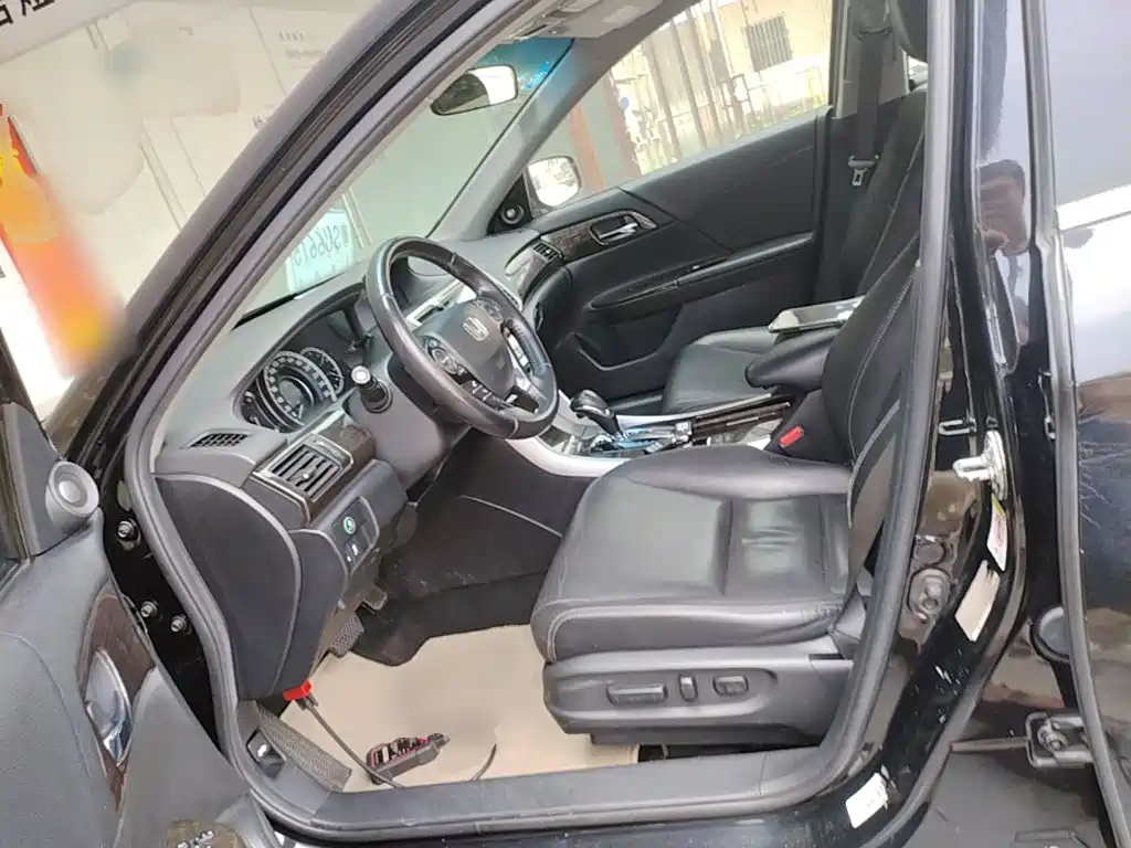 Honda Accord — миниатюра 15