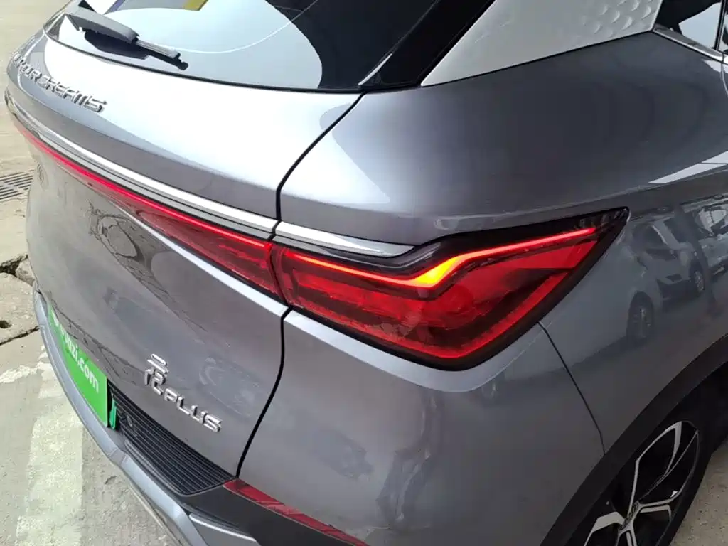 BYD Yuan Plus — миниатюра 8