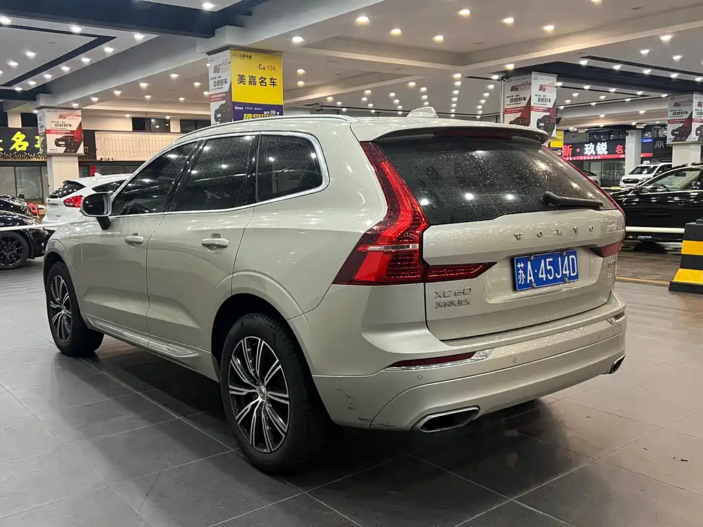 Volvo XC60 — миниатюра 7