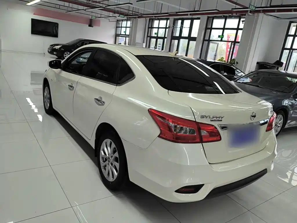 Nissan Sylphy — миниатюра 5