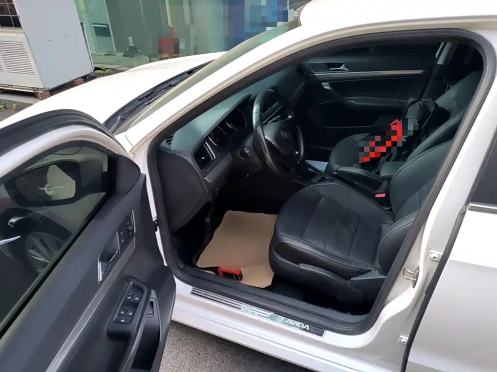 Volkswagen Lavida — миниатюра 16