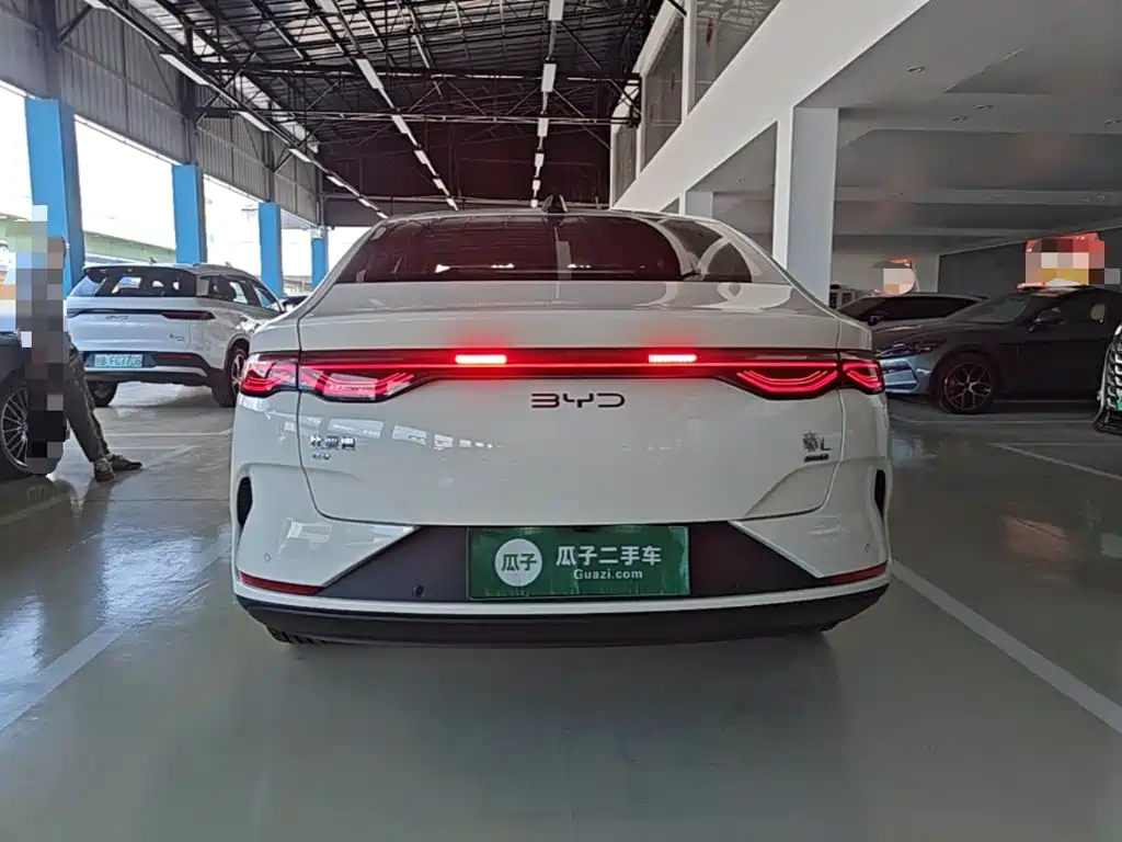 BYD Qin L — миниатюра 6