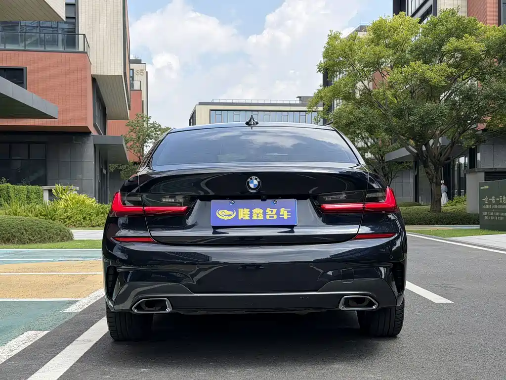 BMW 3 Series — миниатюра 4