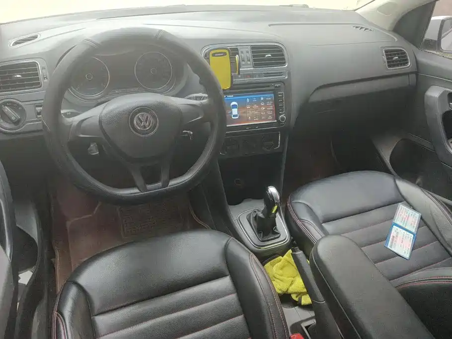 Volkswagen Polo — миниатюра 13