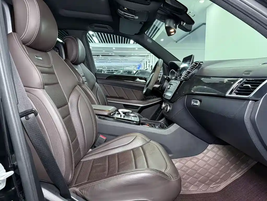 Mercedes-Benz GLS A MG 2016 AMG GLS 63 4MATIC
