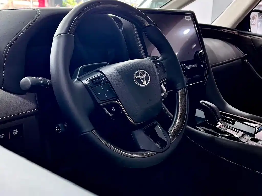 Toyota Alphard 2024 2.5L Premium