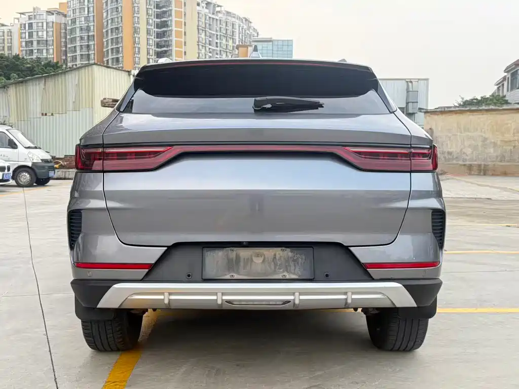 BYD PLUS New Energy — миниатюра 11