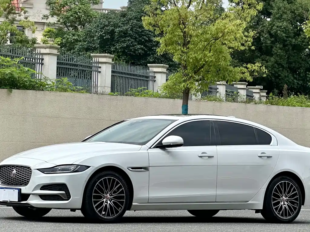 Jaguar XEL 2021