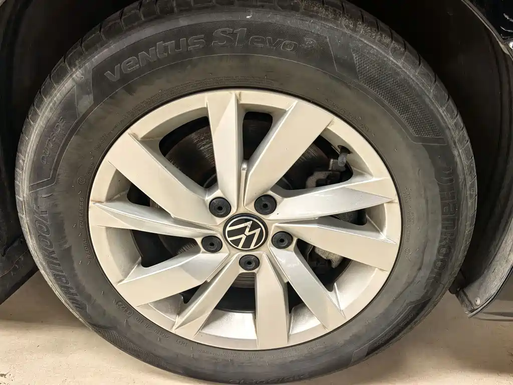 Volkswagen 帕萨特插电混动 — миниатюра 5
