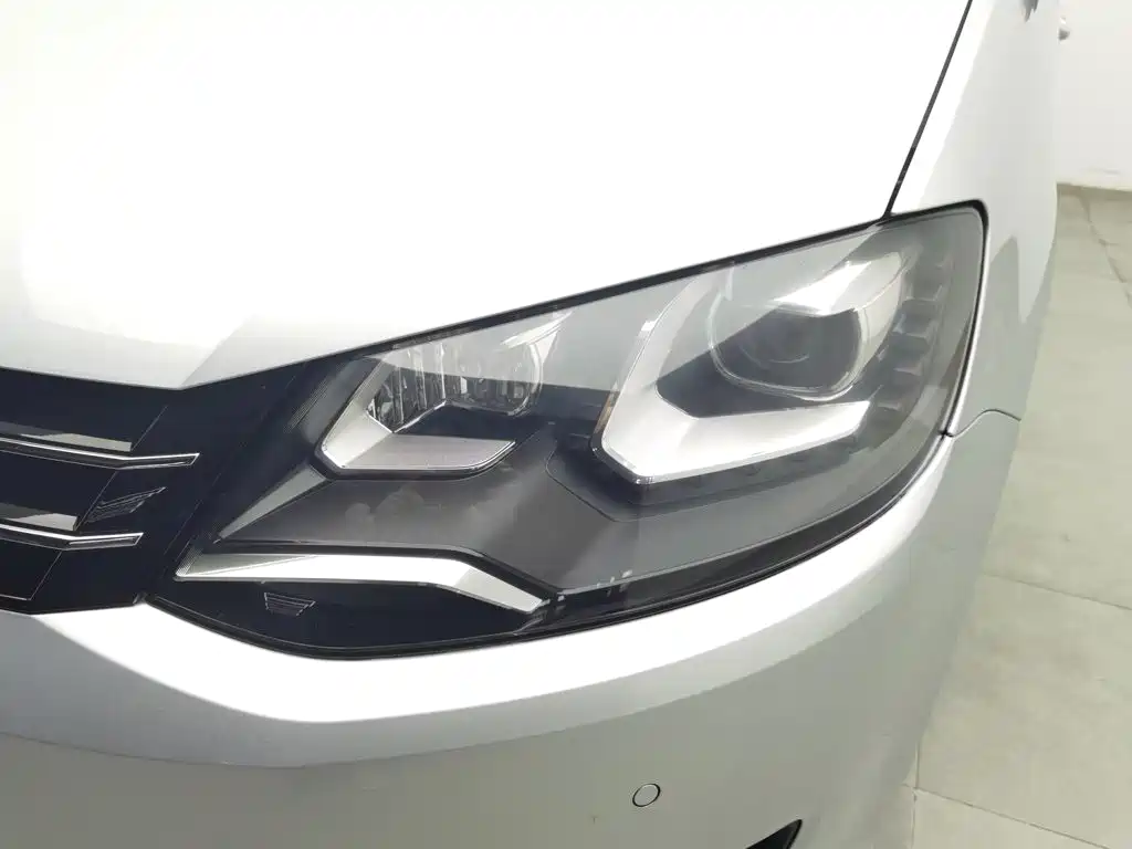 Volkswagen Sharan — миниатюра 7