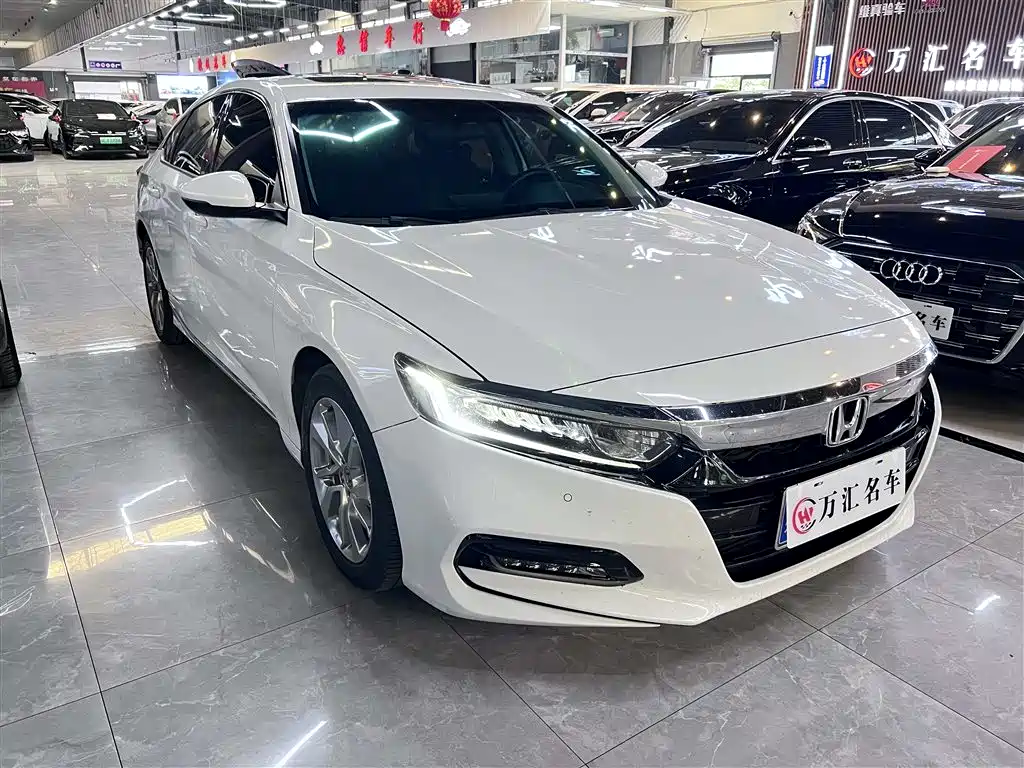 Купить Honda Accord