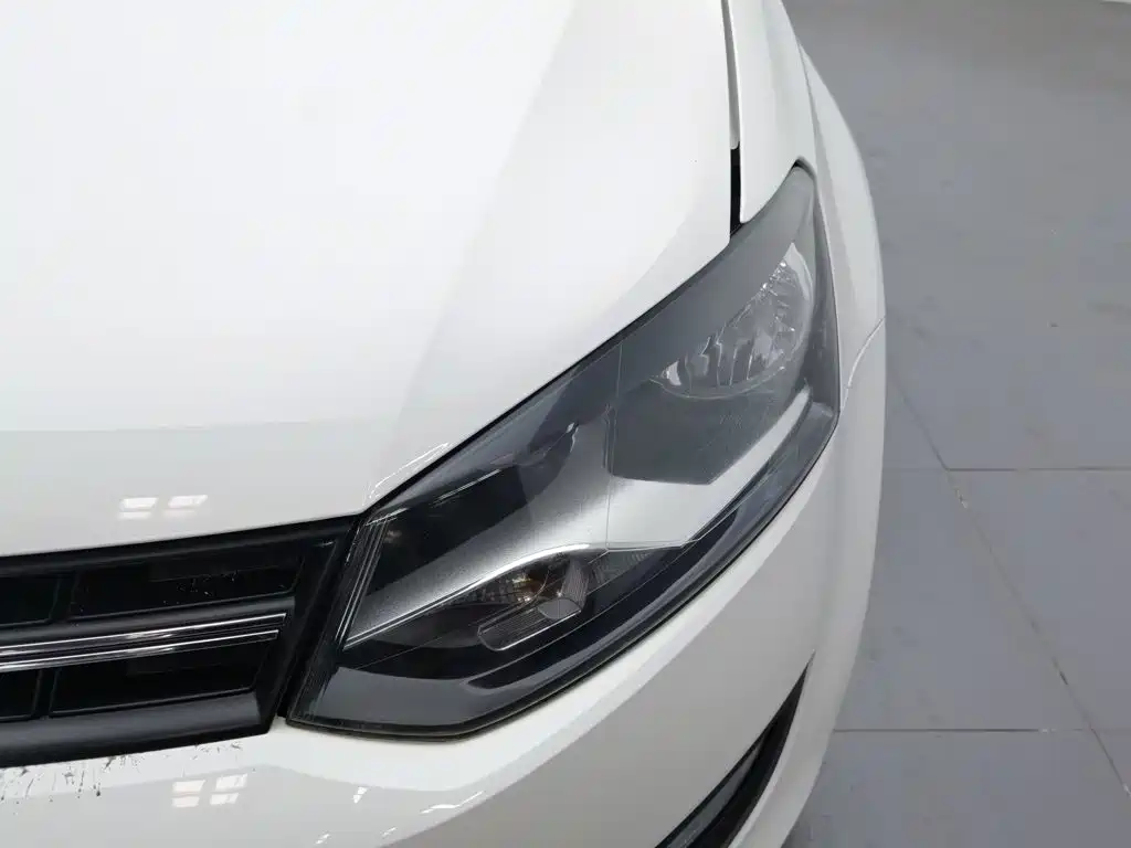 Volkswagen Polo — миниатюра 7