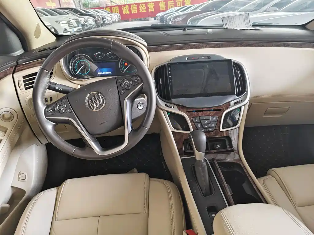 Buick LaCrosse 2.4L SIDI Leading Comfort Type, фото 4