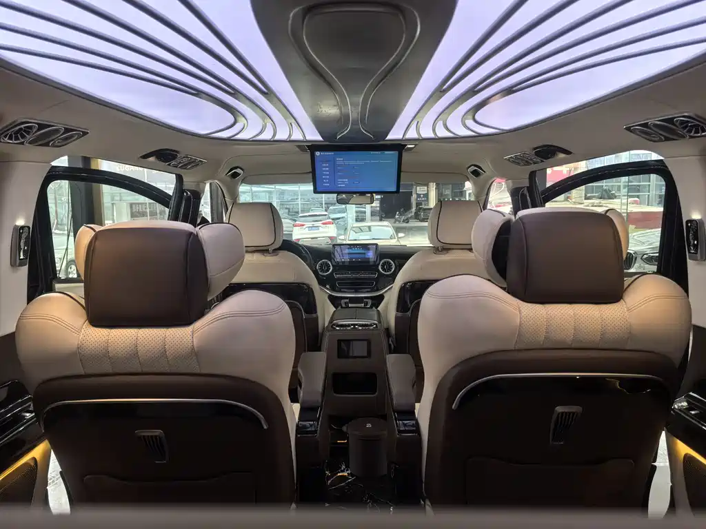 Mercedes-Benz Vito — миниатюра 12