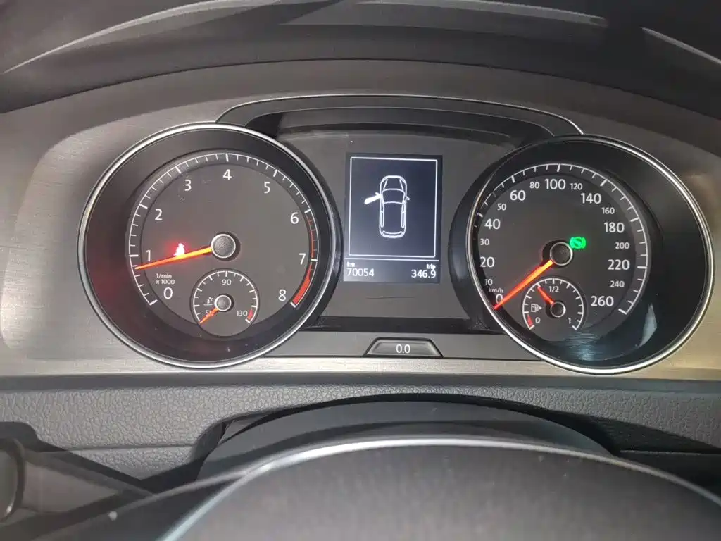 Volkswagen Golf — миниатюра 8