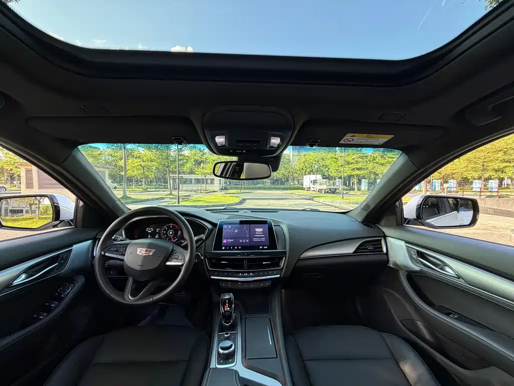 Cadillac CT5 — миниатюра 17