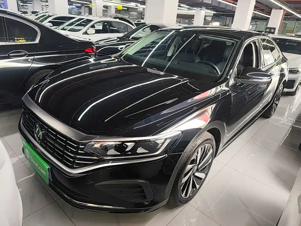 Volkswagen Passat 2024 380TSI Dragon Edition