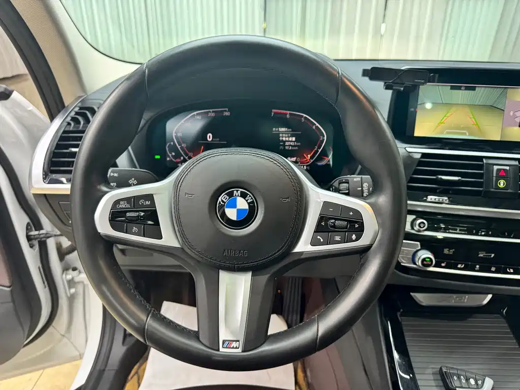 BMW X3 — миниатюра 17