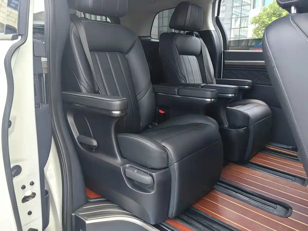GAC Motor Trumpchi M8 — миниатюра 15