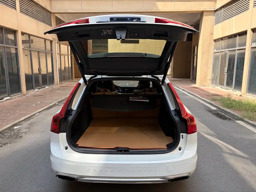 Volvo V90 — миниатюра 18