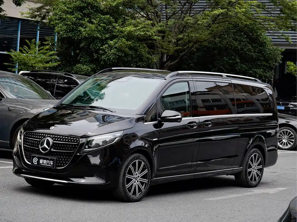 Mercedes-Benz V-Class V 2024 V 300 L Luxury