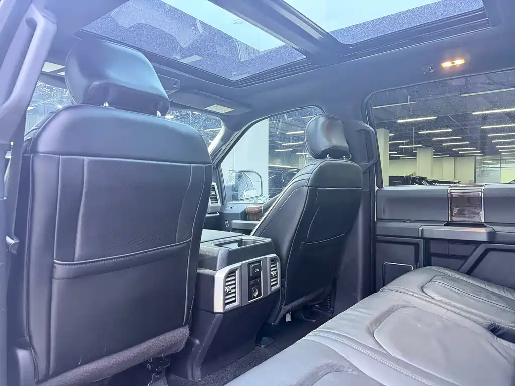 Ford F-150 Raptor — миниатюра 5