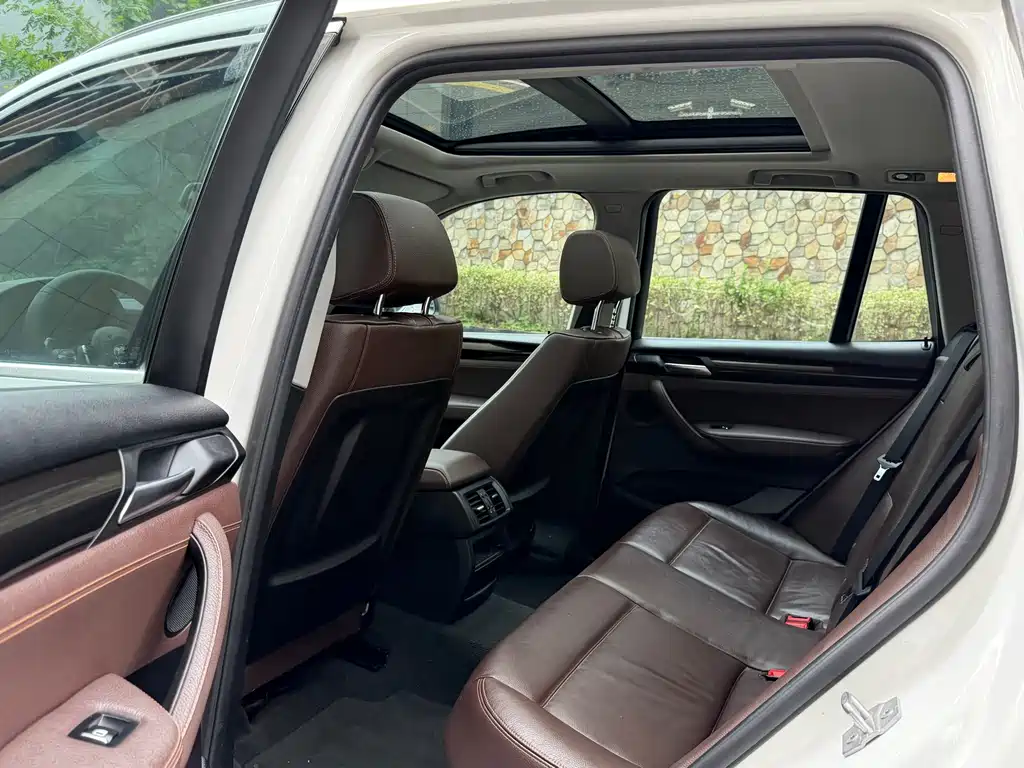 BMW X3 (Import) — миниатюра 5
