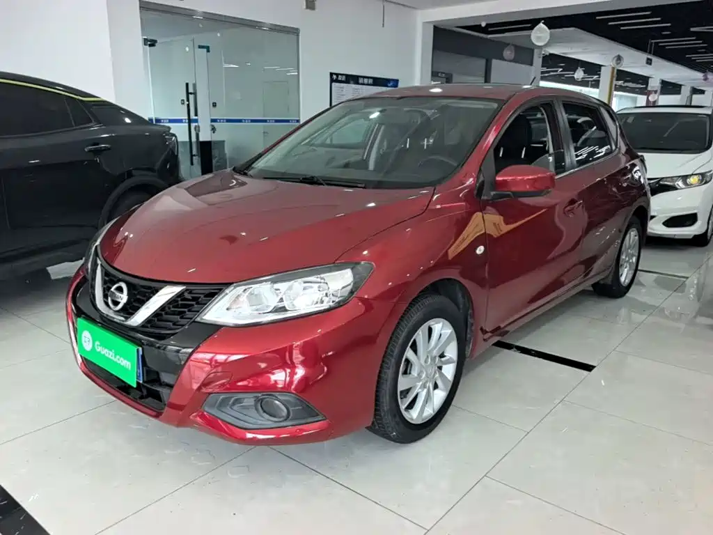 Nissan Tiida — миниатюра 2