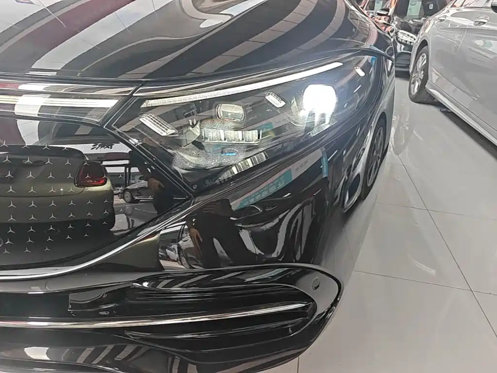 Mercedes-Benz EQS — миниатюра 24