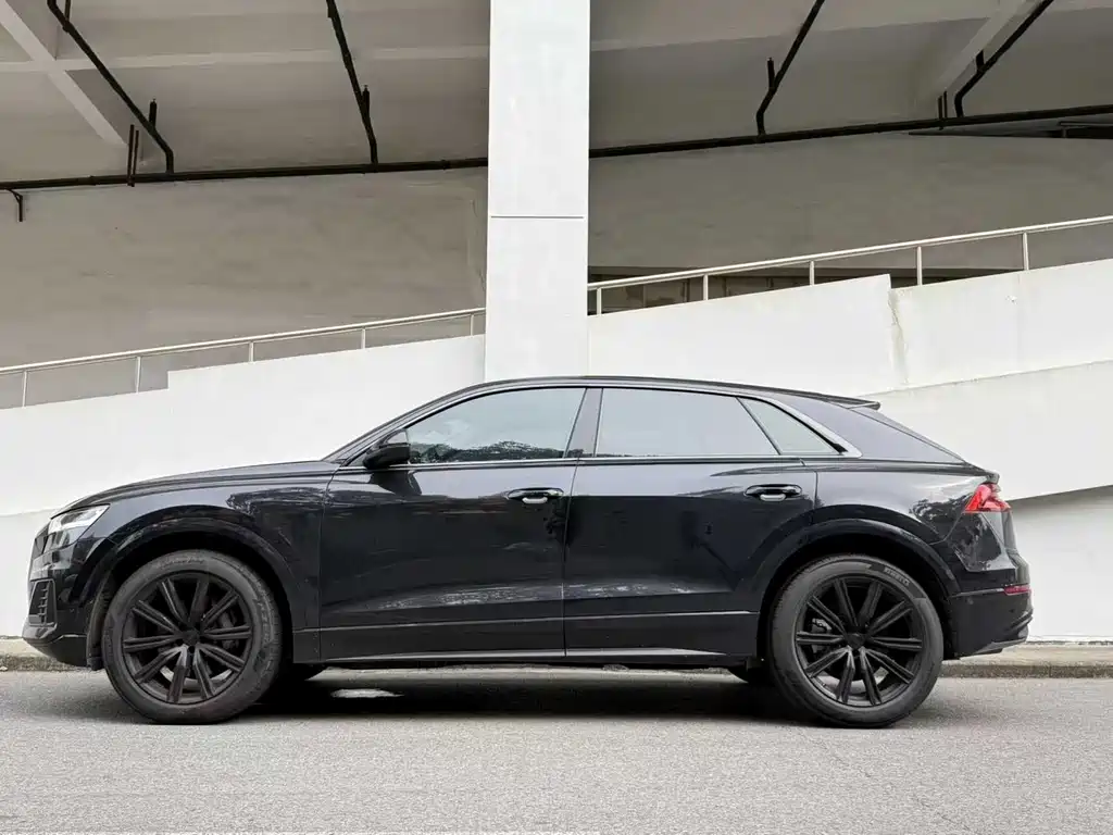 Audi Q8 — миниатюра 2