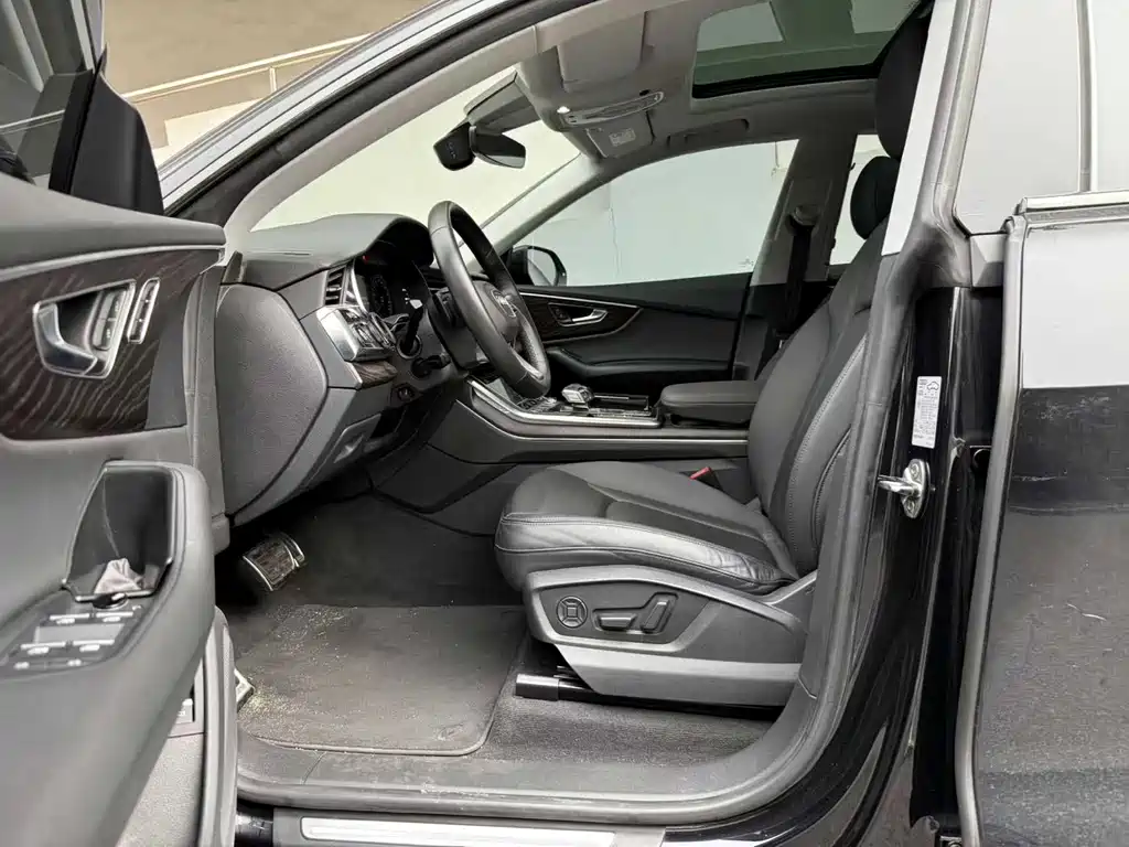 Audi Q8 — миниатюра 4