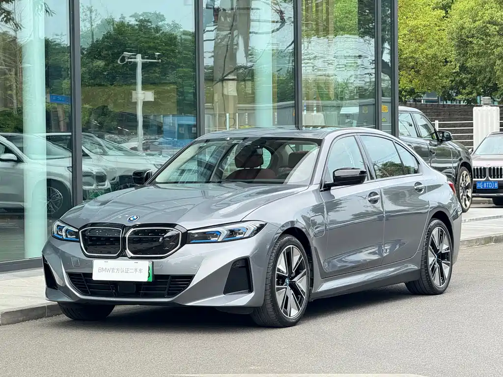 BMW i3 2024 eDrive 40 L Night Sport Package