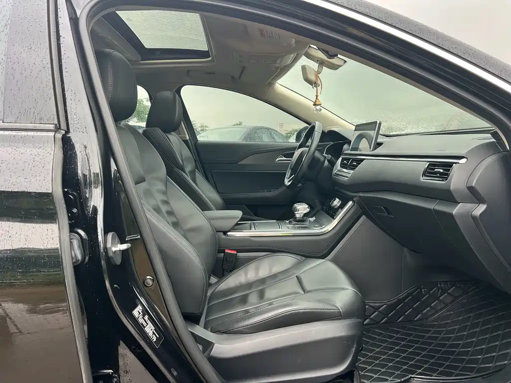 Hongqi H5 2022 1.5T DCT