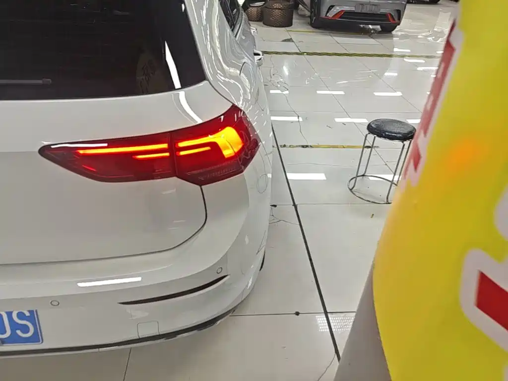 Volkswagen Golf — миниатюра 8