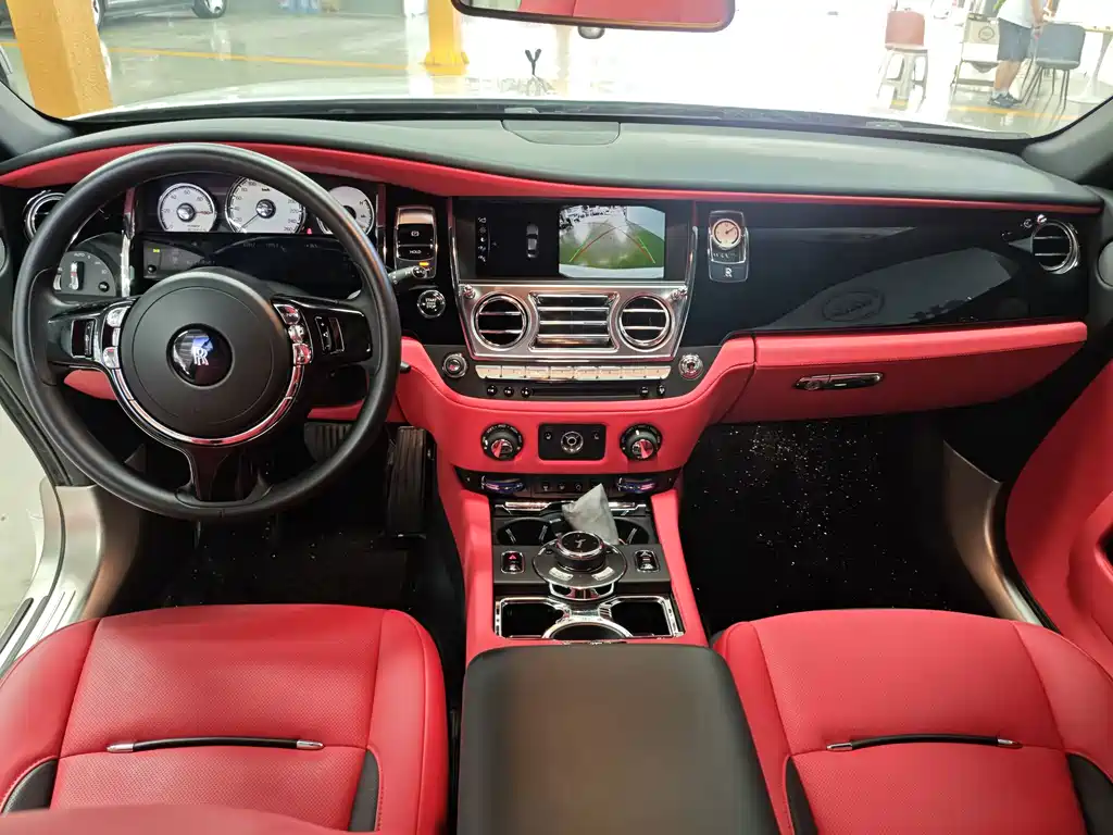 Rolls-Royce Wraith — миниатюра 8