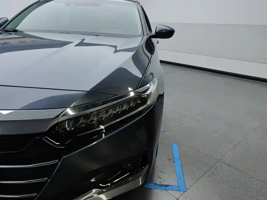 Honda Accord — миниатюра 5