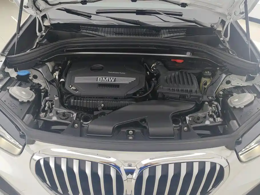 BMW X1 — миниатюра 10