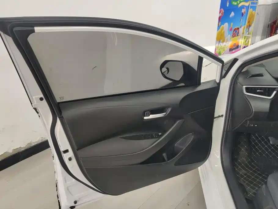 Toyota Corolla — миниатюра 7