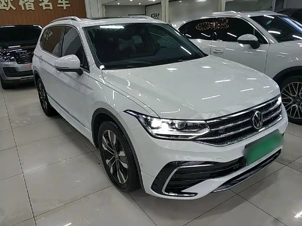 Volkswagen Tiguan L — миниатюра 4