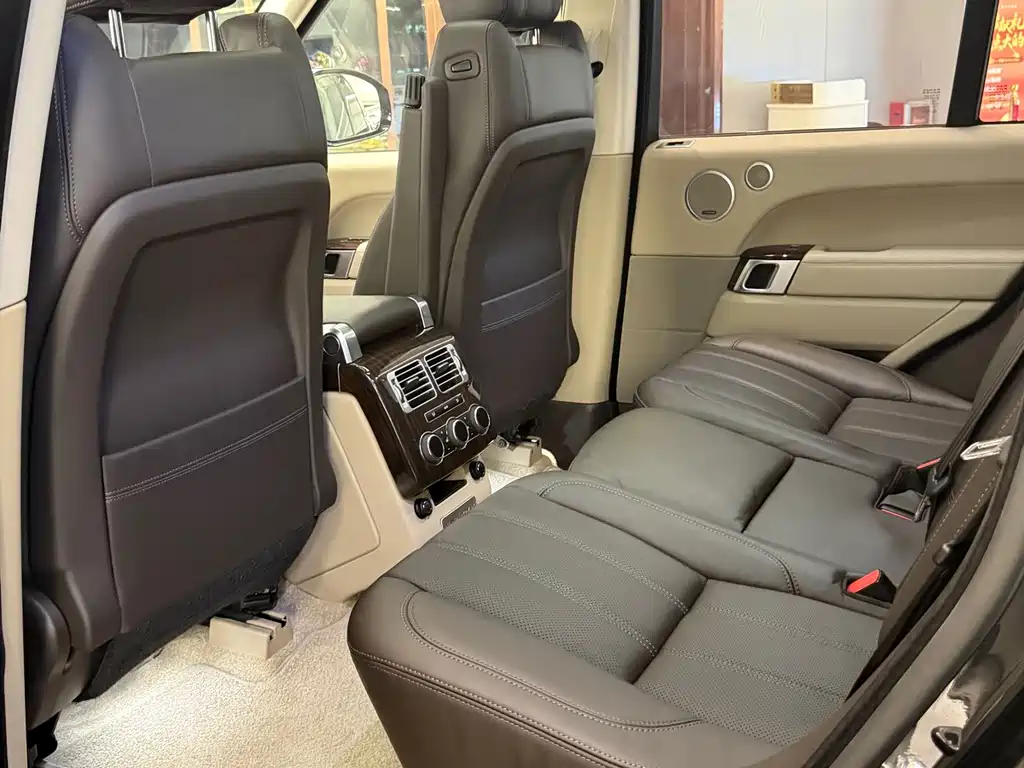 Land Rover Range Rover — миниатюра 11