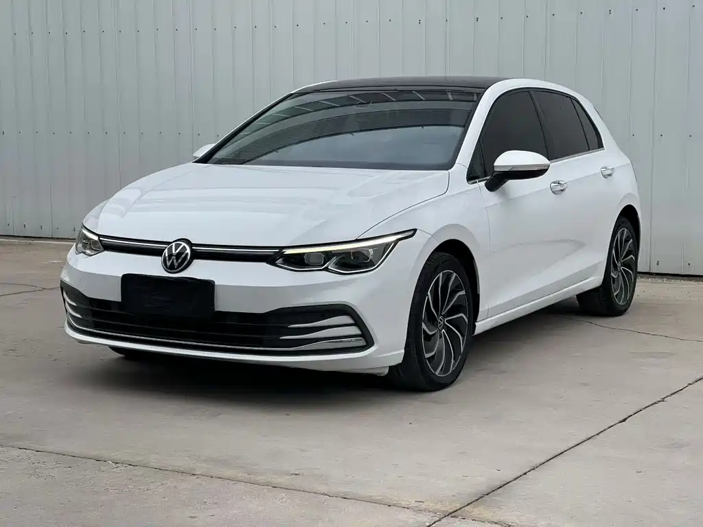 Volkswagen Golf 2021