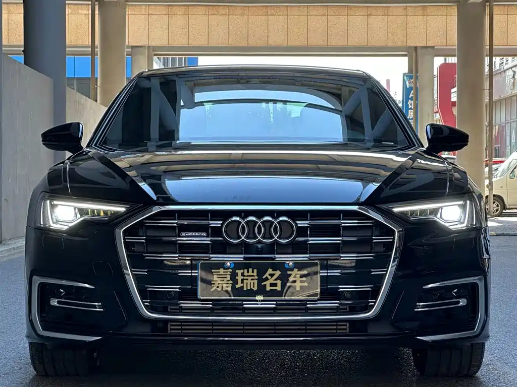 Audi A6L 2025 45 TFSI quattro + Premium