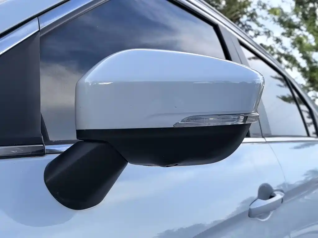 Mitsubishi Eclipse Cross — миниатюра 23